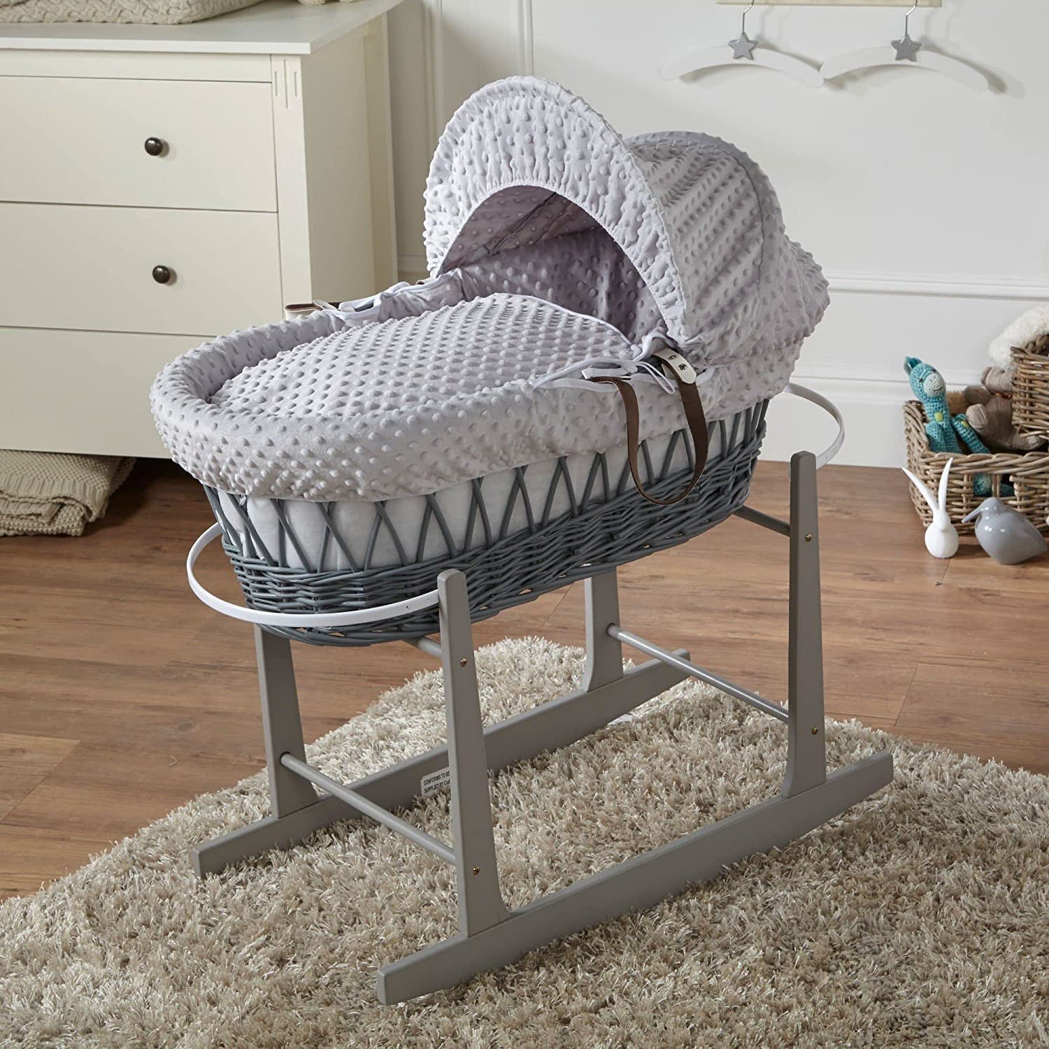 How to choose the right baby bassinet or moses basket